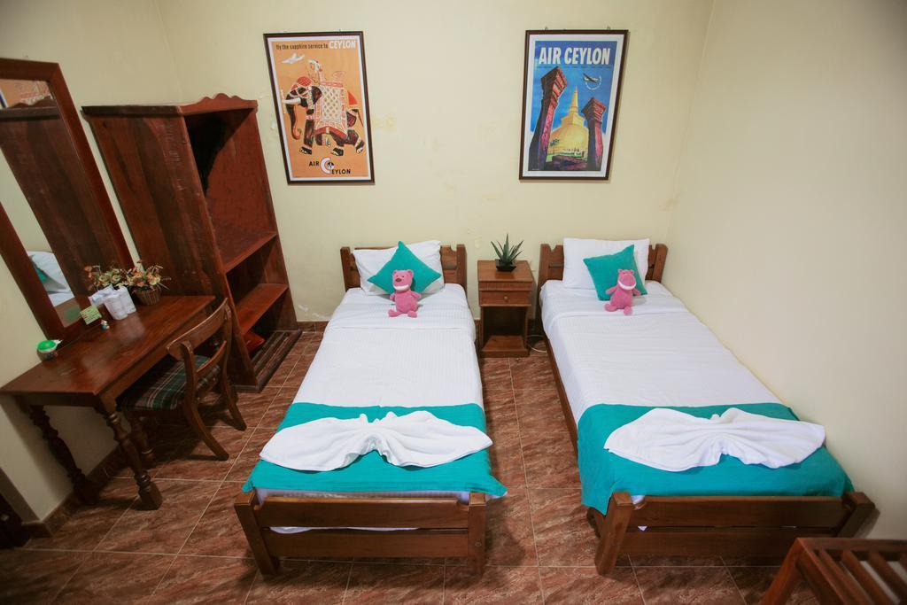 Yes Paradise Kandy Habitación foto